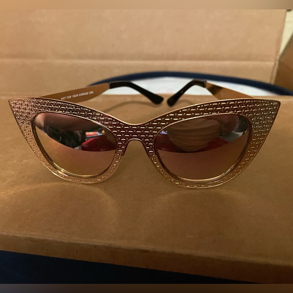 TopFoxx Selena Sunglasses in Rose Gold